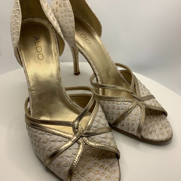 ALDO 70's Inspired Peep Toe Animal Print Embossed Heel - Picture 1 of 11